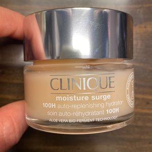 Clinique Moisture Surge *Brand New*